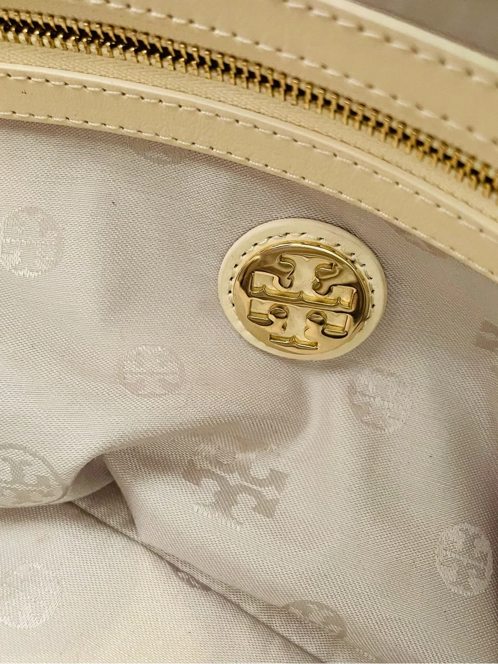 Tory Burch Zig Zag Middy Handbag Satchel